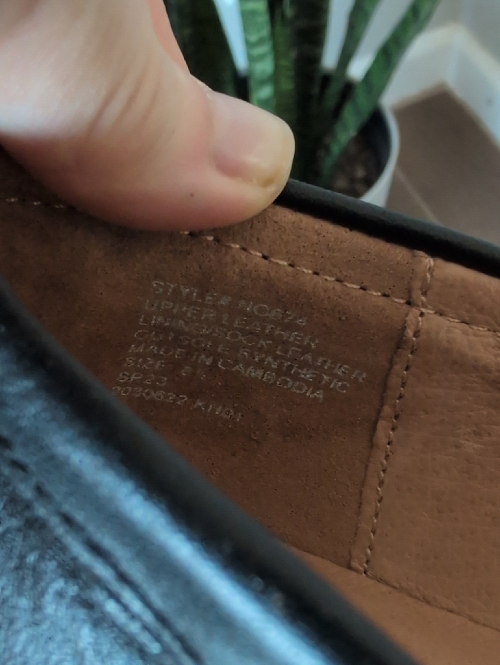 Madewell Black Leather Lug-Sole Penny Loafers - Picture 6 of 9